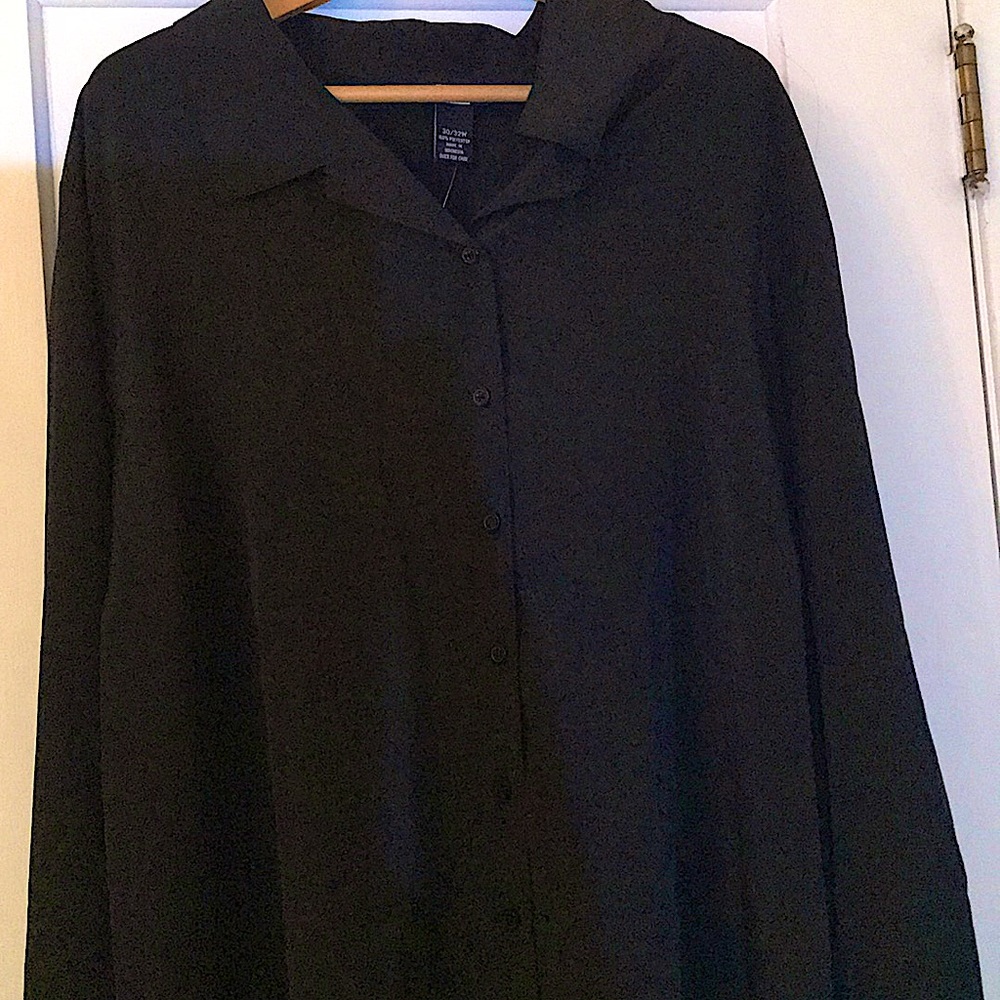 A black button down blouse.